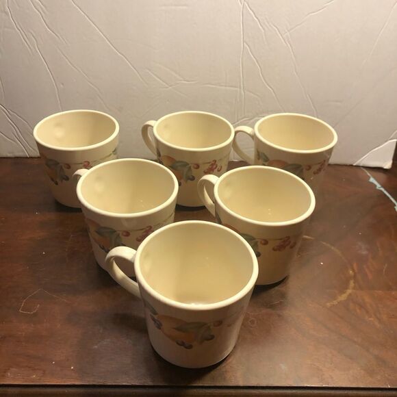 Corningware Corelle set of 6 Abundant Fruit coffee mugs. - Picture 3 of 6